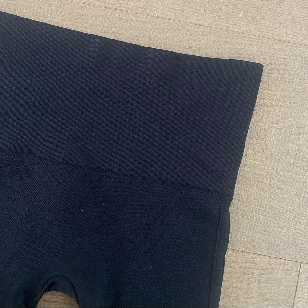 Spanx Black Comfy Basic Full Length Casual Leggin… - image 3